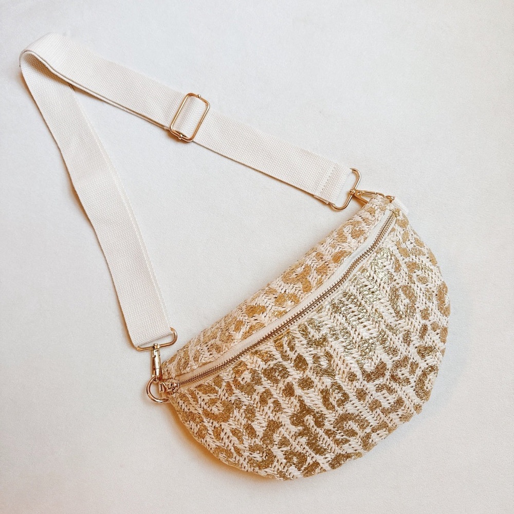 Elegant white and gold Cheetah print Crossbody Bag